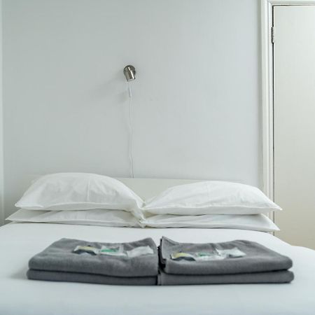 Covent Garden & Soho, Cosy & Cool, Spacious Apartment 伦敦 外观 照片