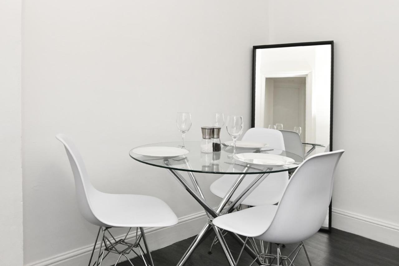 Covent Garden & Soho, Cosy & Cool, Spacious Apartment 伦敦 外观 照片